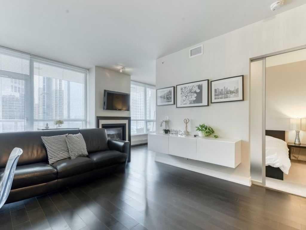 222 Riverfront - Thumbnail 1