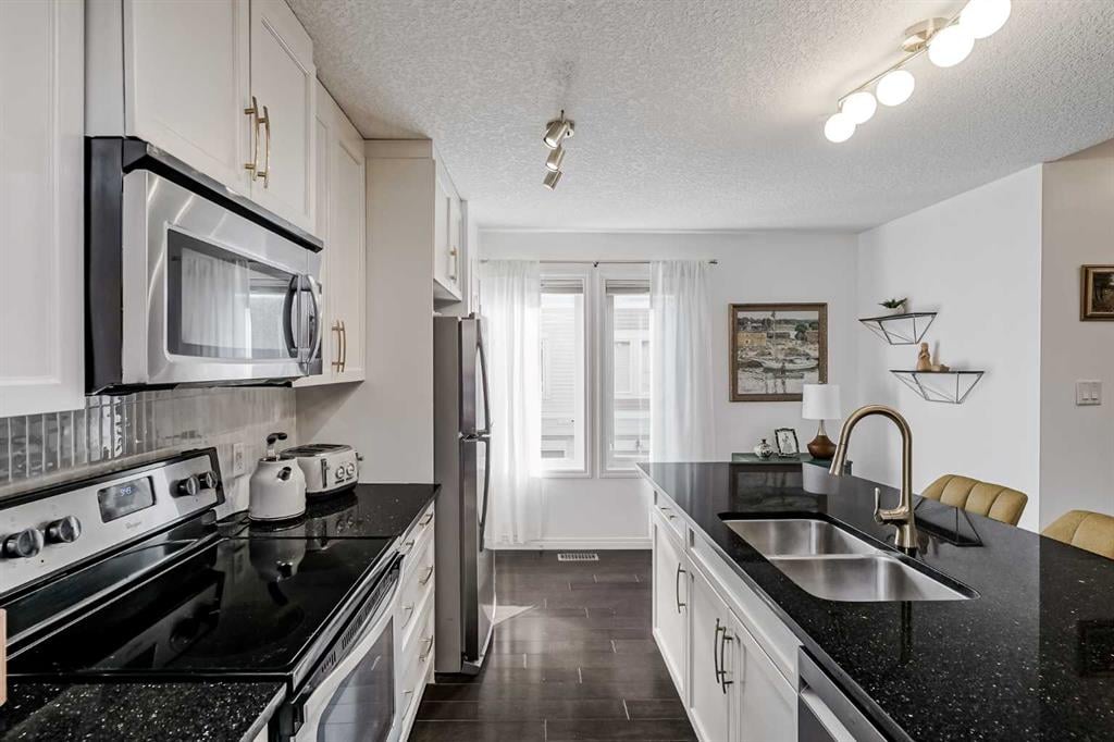 56 Auburn Bay - Thumbnail 7