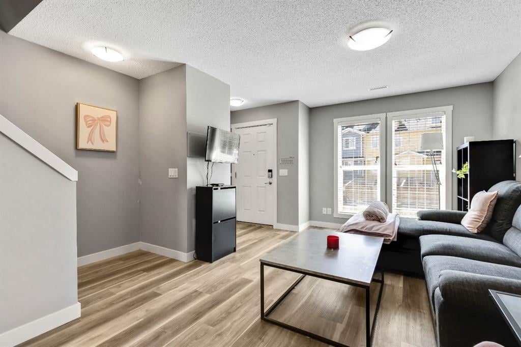 220 Mckenzie Towne - Thumbnail 6