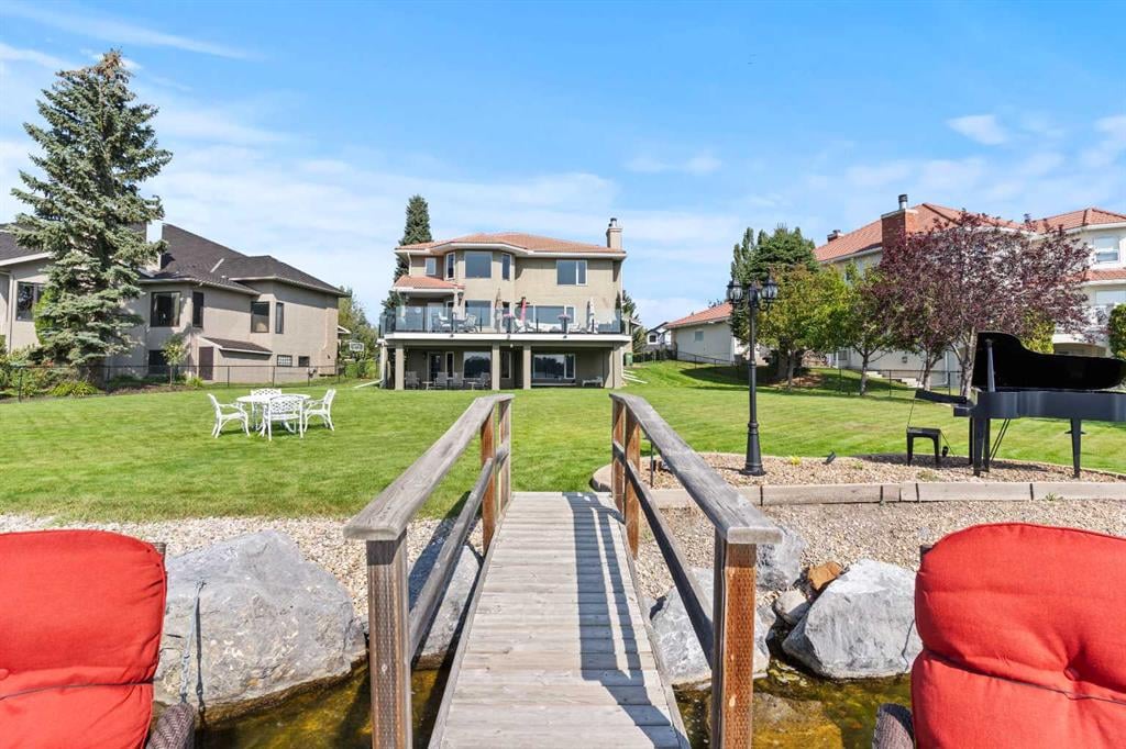 230 Mckenzie Lake - Thumbnail 3