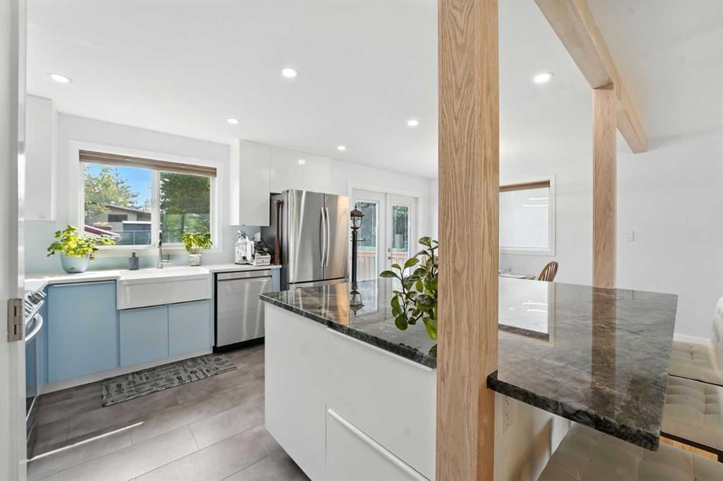 1454 Hunterbrook - Thumbnail 1