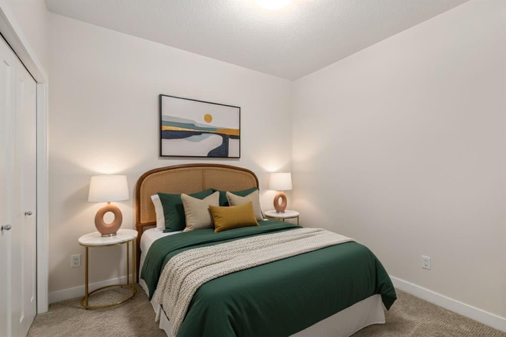 200 Auburn Meadows - Thumbnail 2