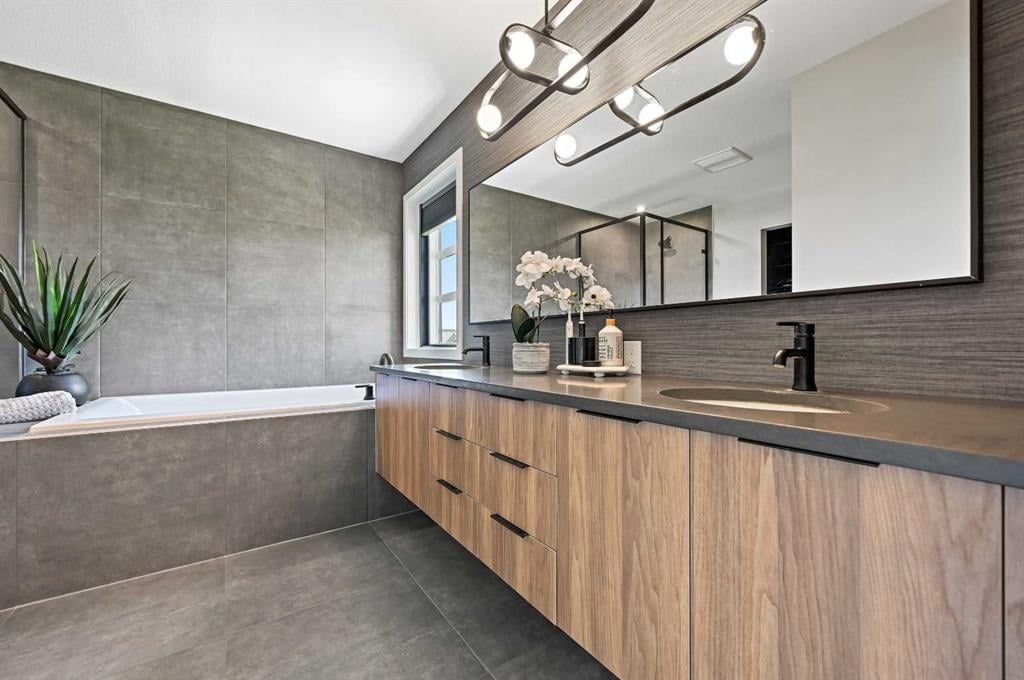905 Cranbrook - Thumbnail 8