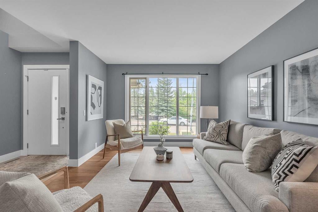 129 Edgebrook - Thumbnail 5