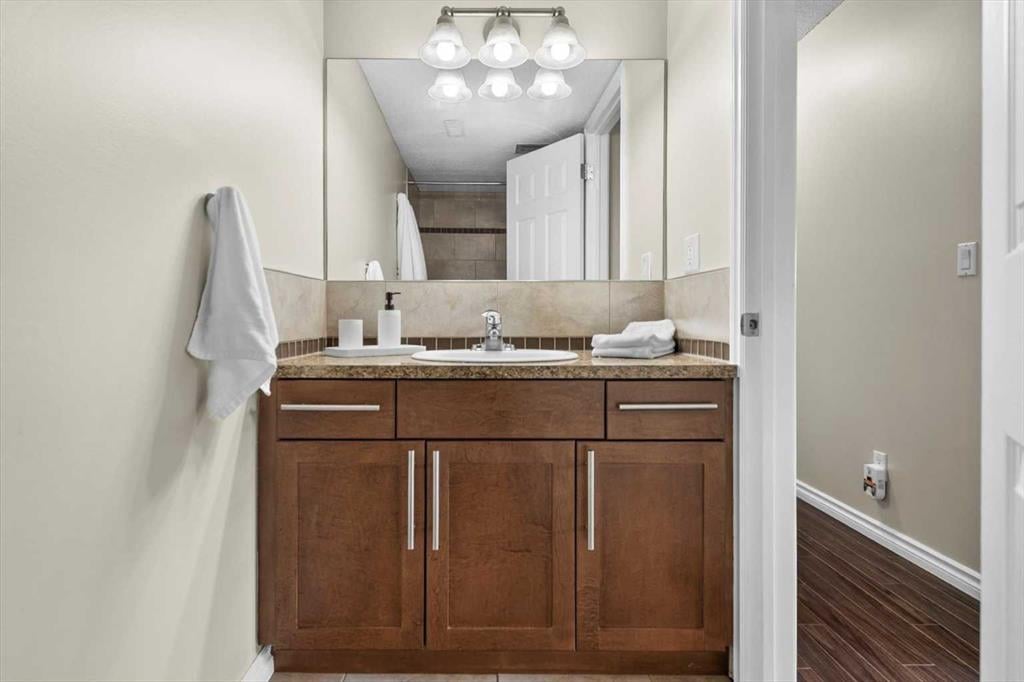 103 Huntington Park - Thumbnail 7