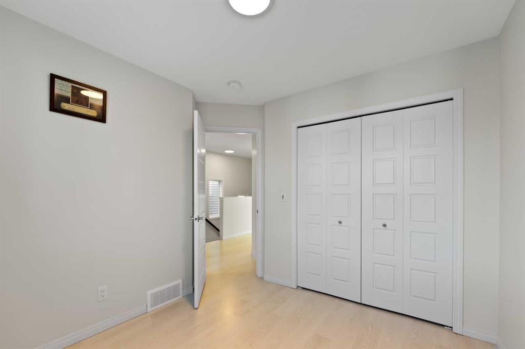 72 Corner Glen - Thumbnail 4