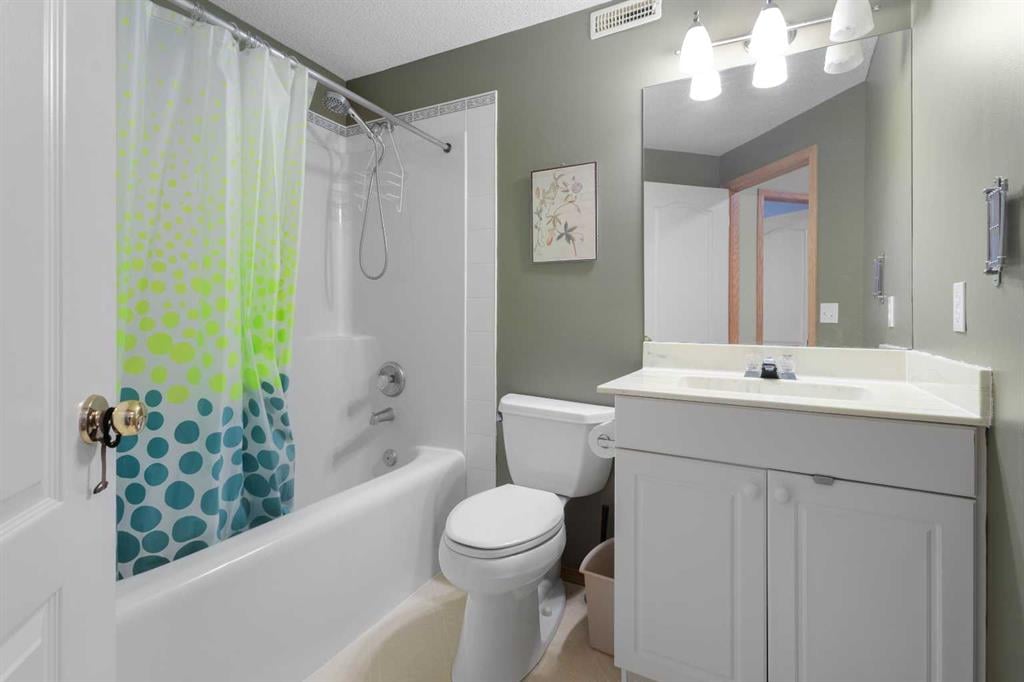 212 Hampstead - Thumbnail 5