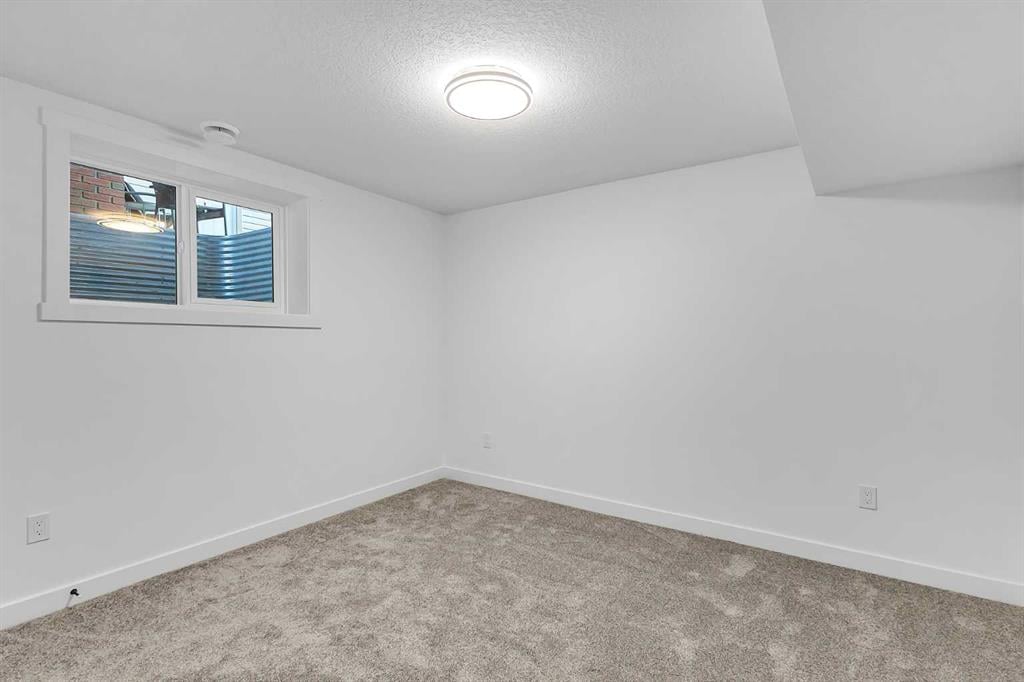 119 Macewan Glen - Thumbnail 3