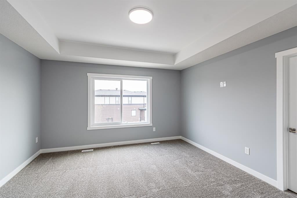959 Corner Meadows - Thumbnail 7