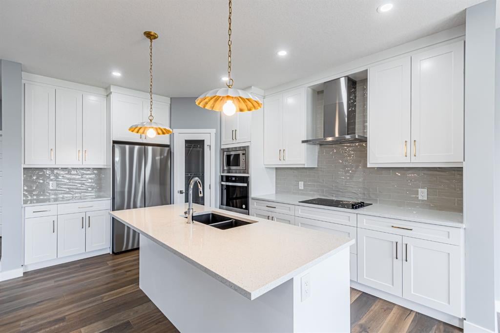 959 Corner Meadows - Thumbnail 2