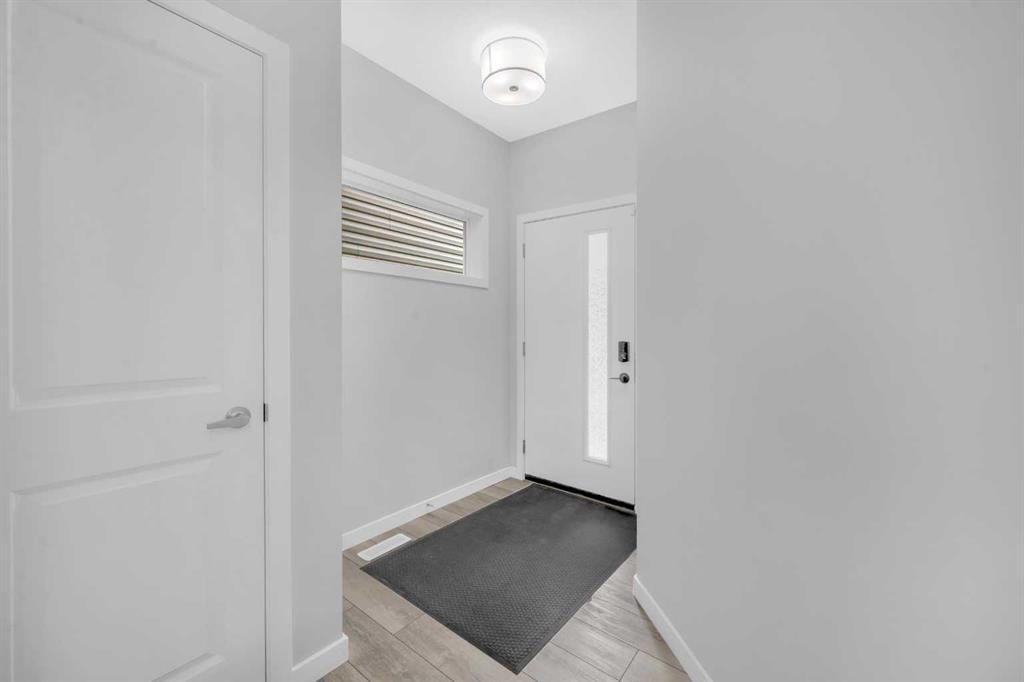154 Silver Spruce - Thumbnail 3
