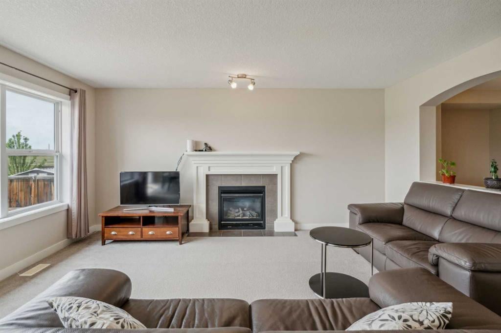 91 Bridlecrest - Thumbnail 8