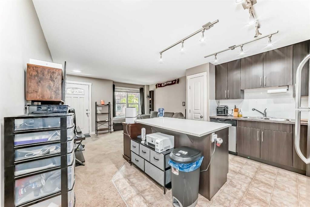 1130 Mckenzie Towne - Thumbnail 8