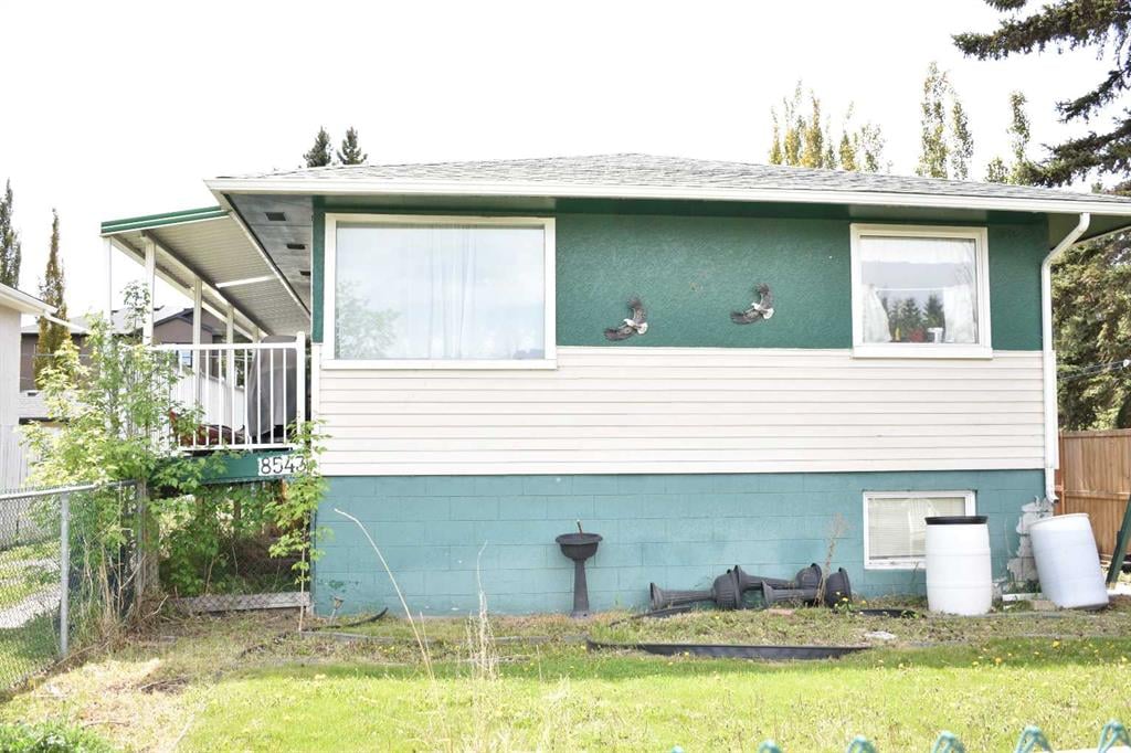 8543 Bowness - Thumbnail 1