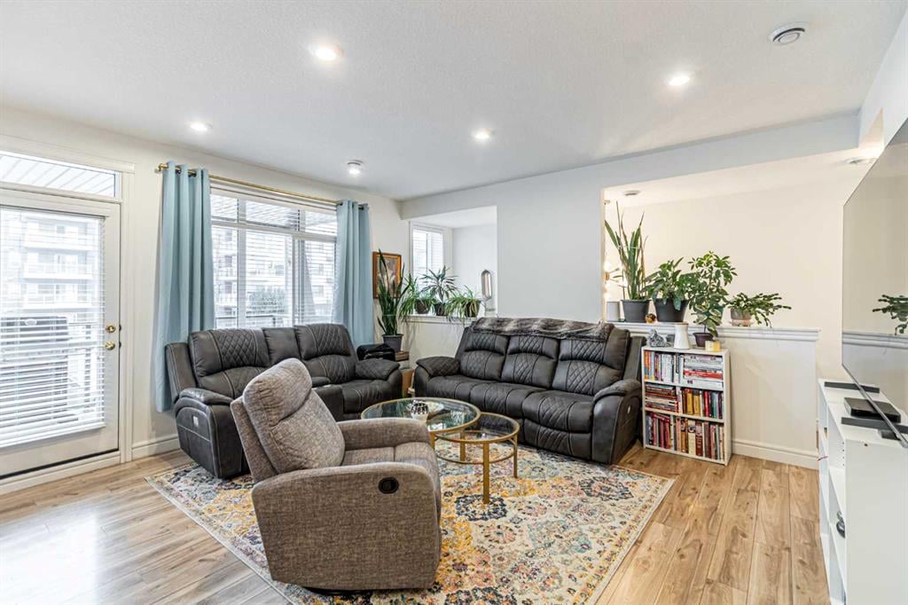 4307 Seton - Thumbnail 5