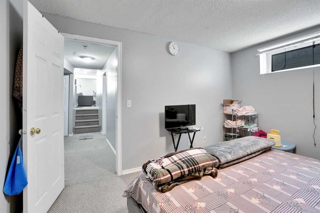 235 Saddlemead - Thumbnail 7