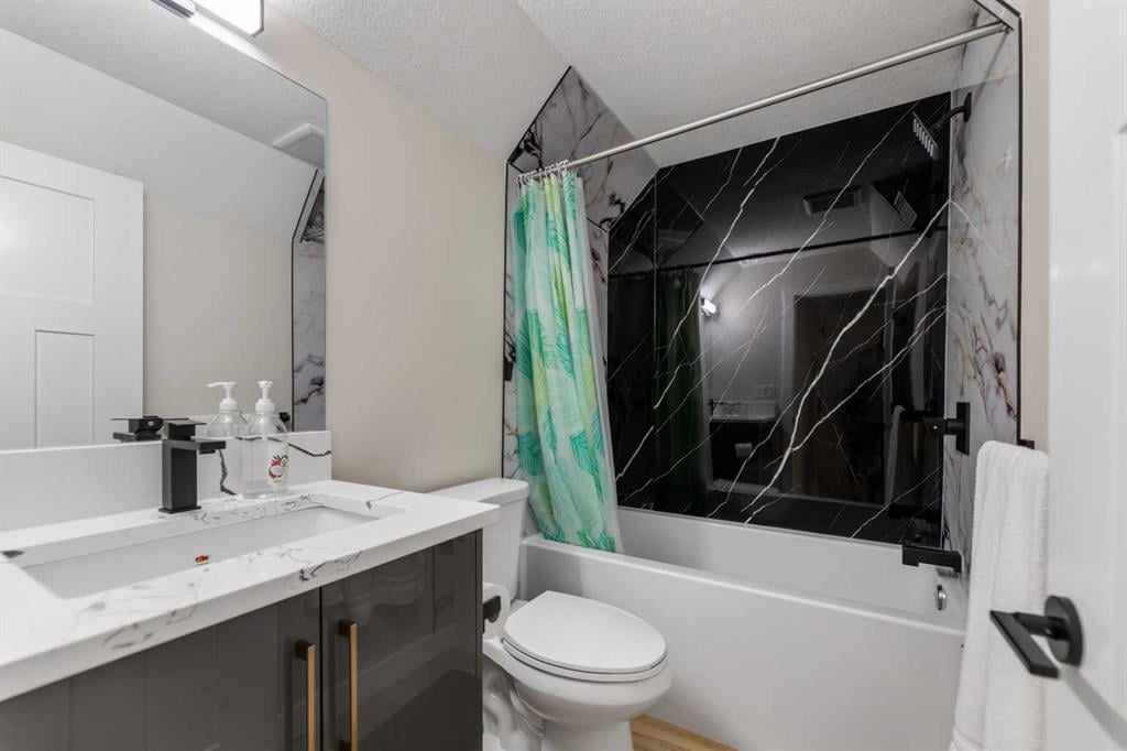253 Martindale - Thumbnail 5