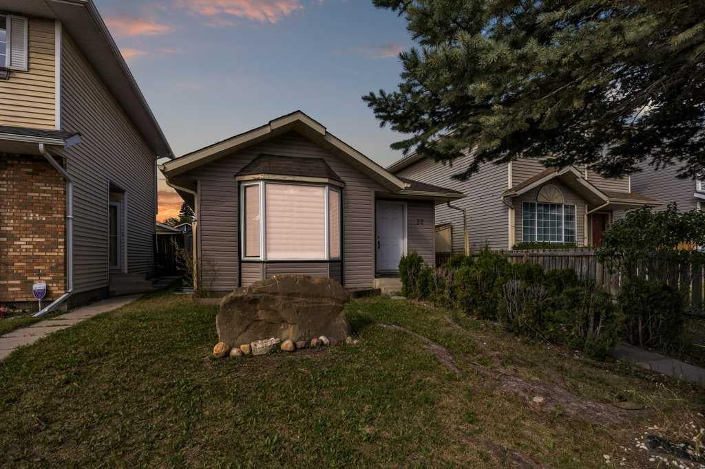 32 Martindale - Thumbnail 2