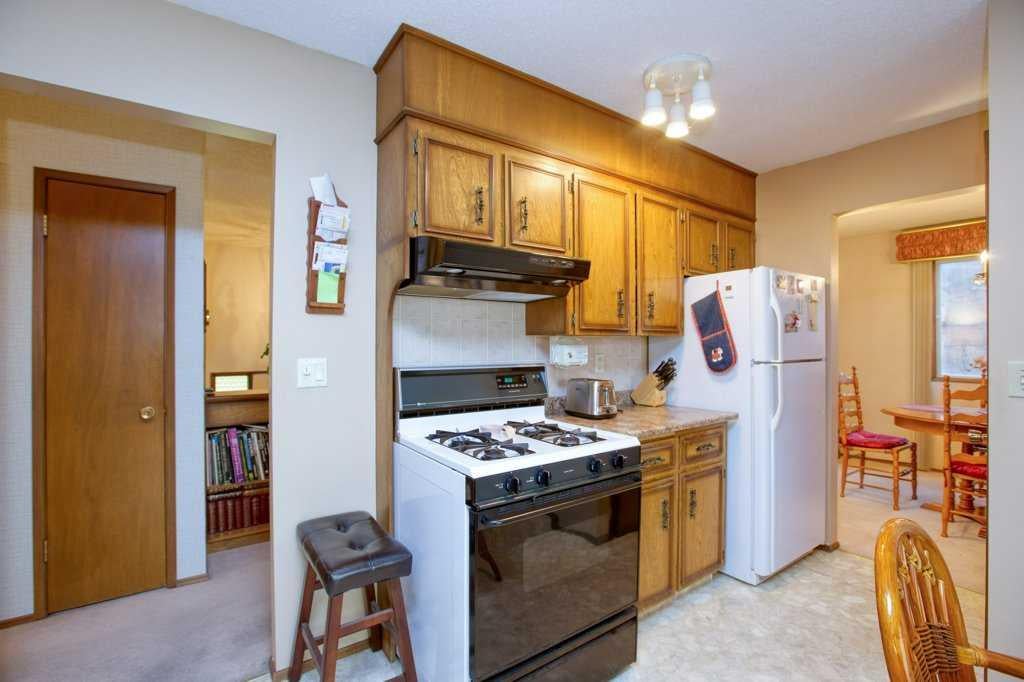 307 Silverthorn - Thumbnail 3