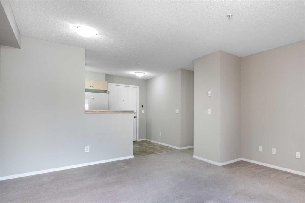 8 Bridlecrest - Thumbnail 5
