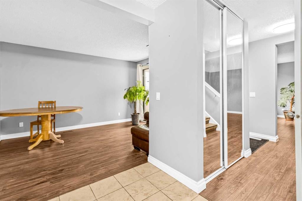 1155 Falconridge - Thumbnail 5