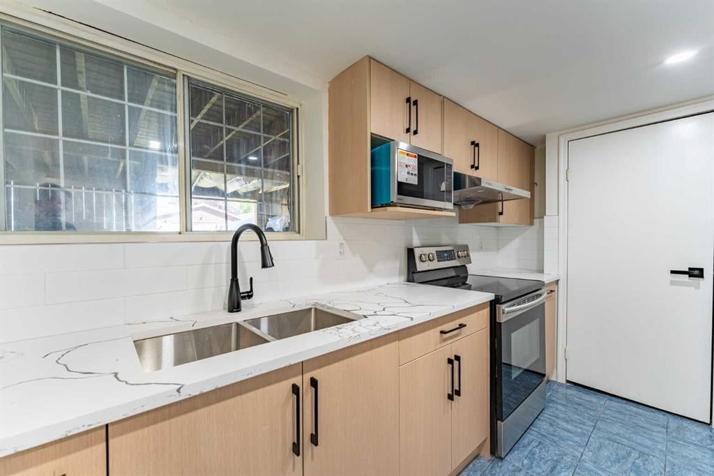 344 Templeview - Thumbnail 4