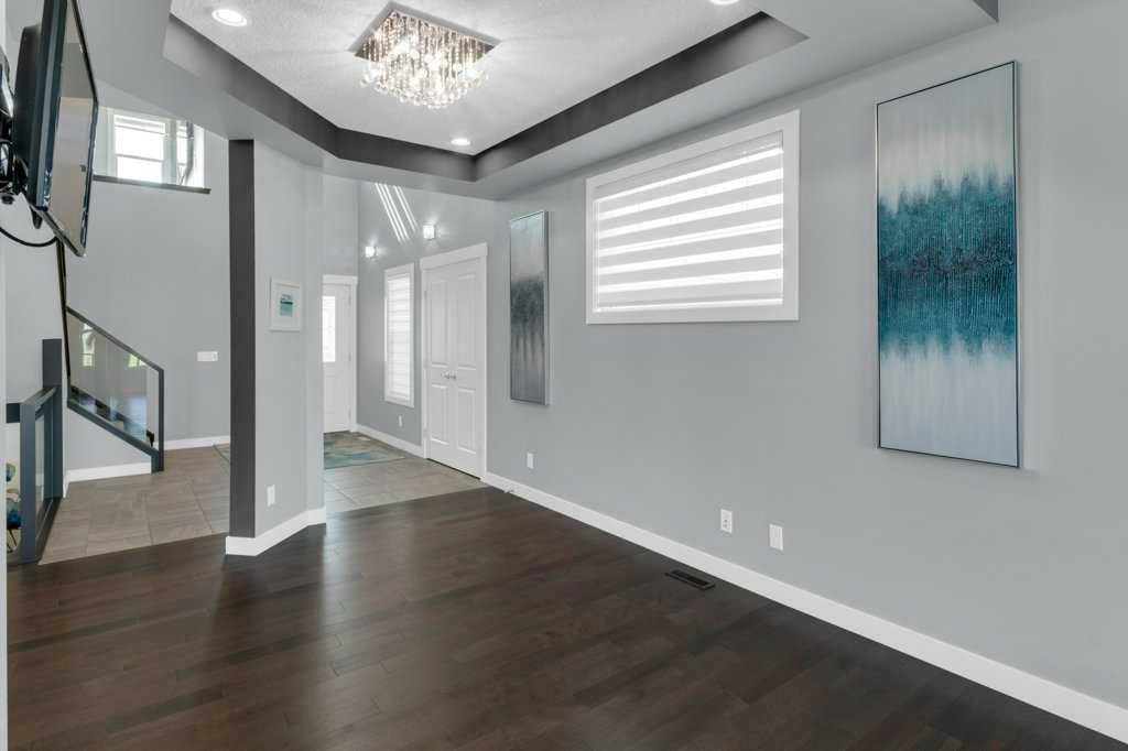 490 Sherwood - Thumbnail 5