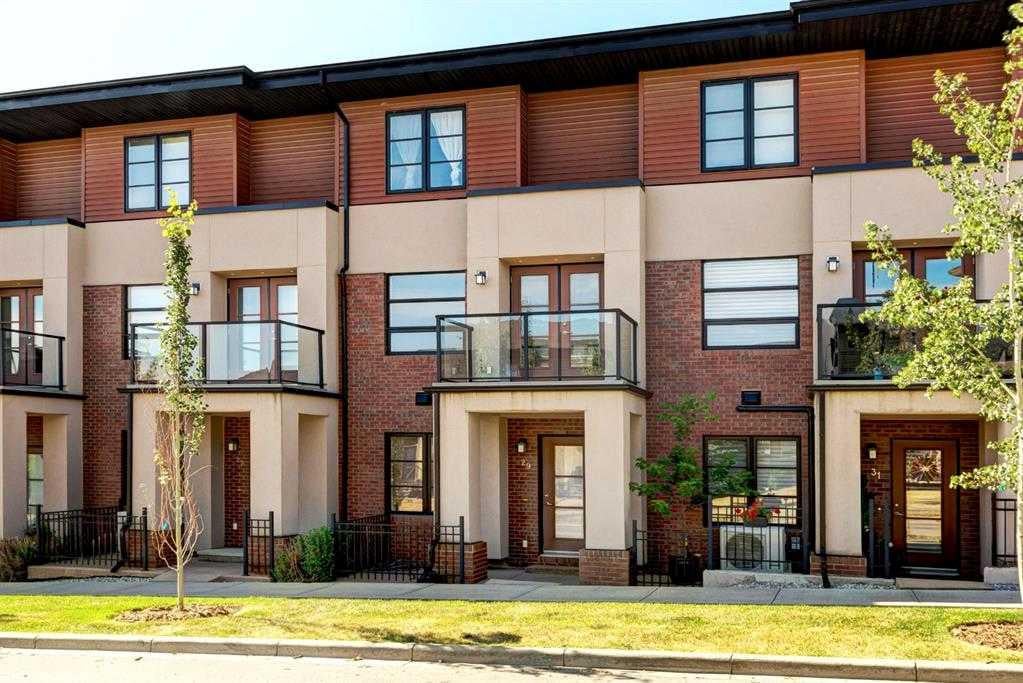 25 Aspen Hills - Thumbnail 2