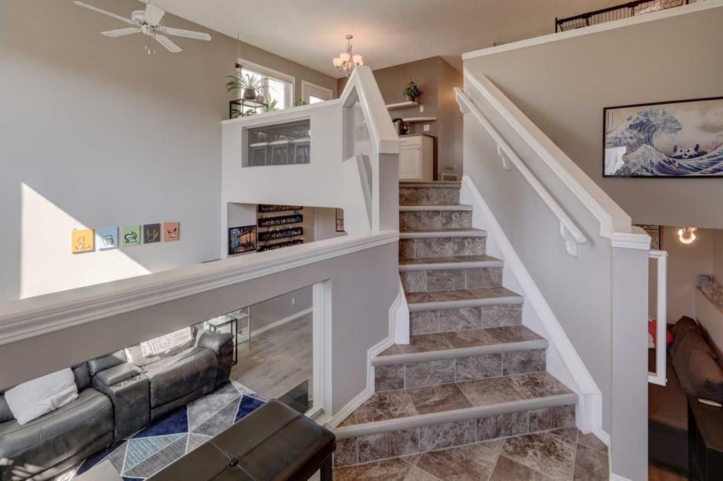 246 Arbour Grove - Thumbnail 3
