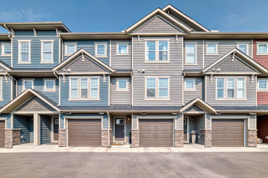206 Cranbrook - Thumbnail 1