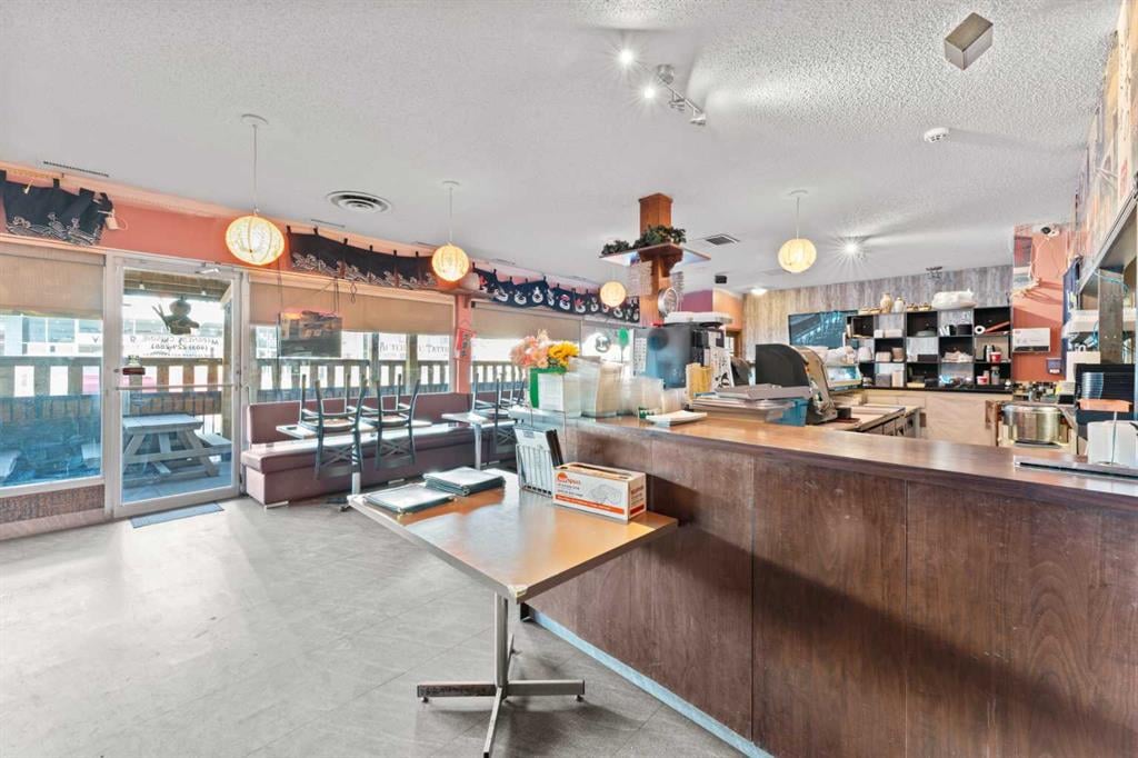 17 Ave & 14 ST Japanese Restaurant - Thumbnail 4
