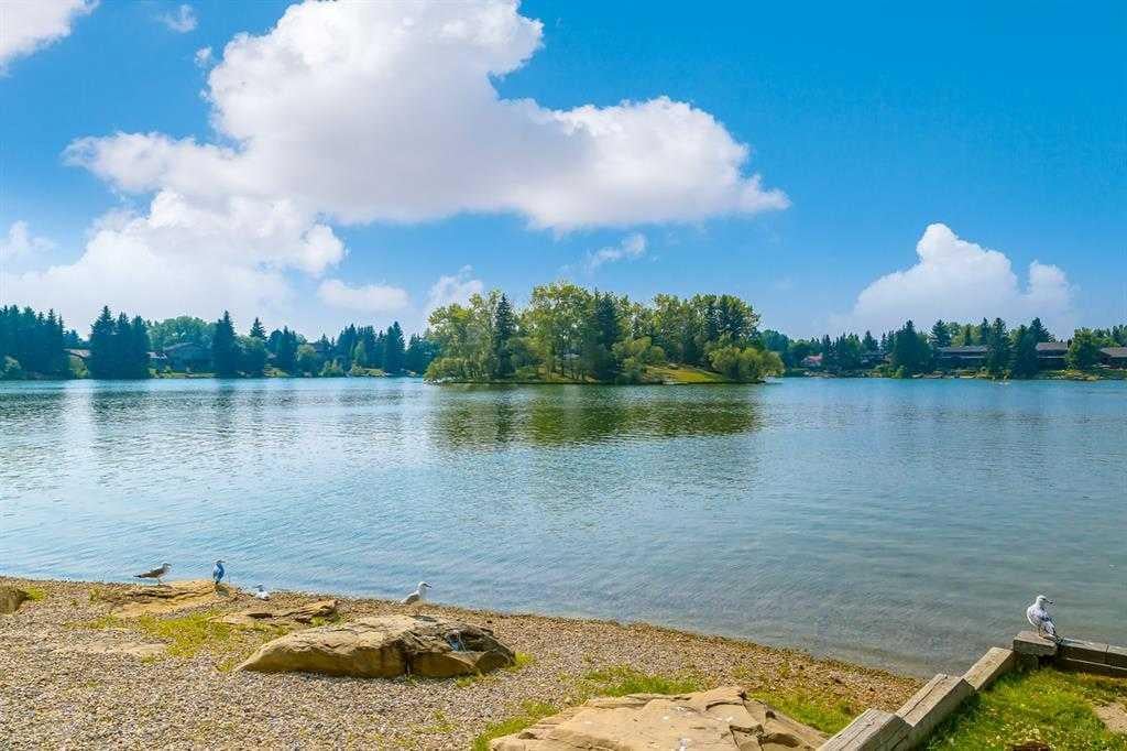 64 Lake Emerald - Thumbnail 2