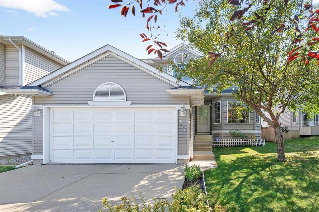 9200 Edgebrook - Thumbnail 1