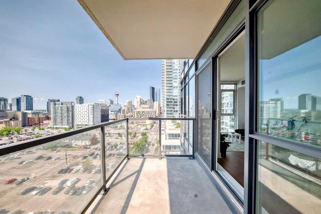 550 Riverfront - Thumbnail 3