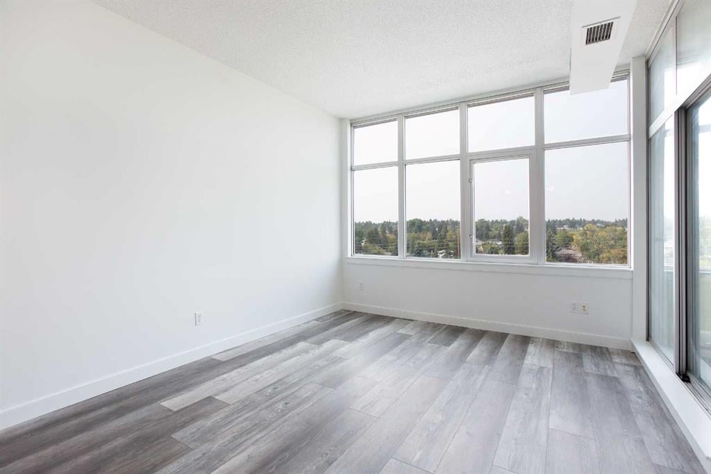 11811 Lake Fraser - Thumbnail 4