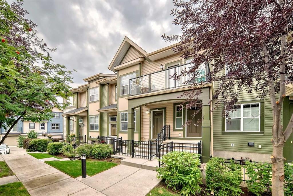 307 Mckenzie Towne - Thumbnail 1