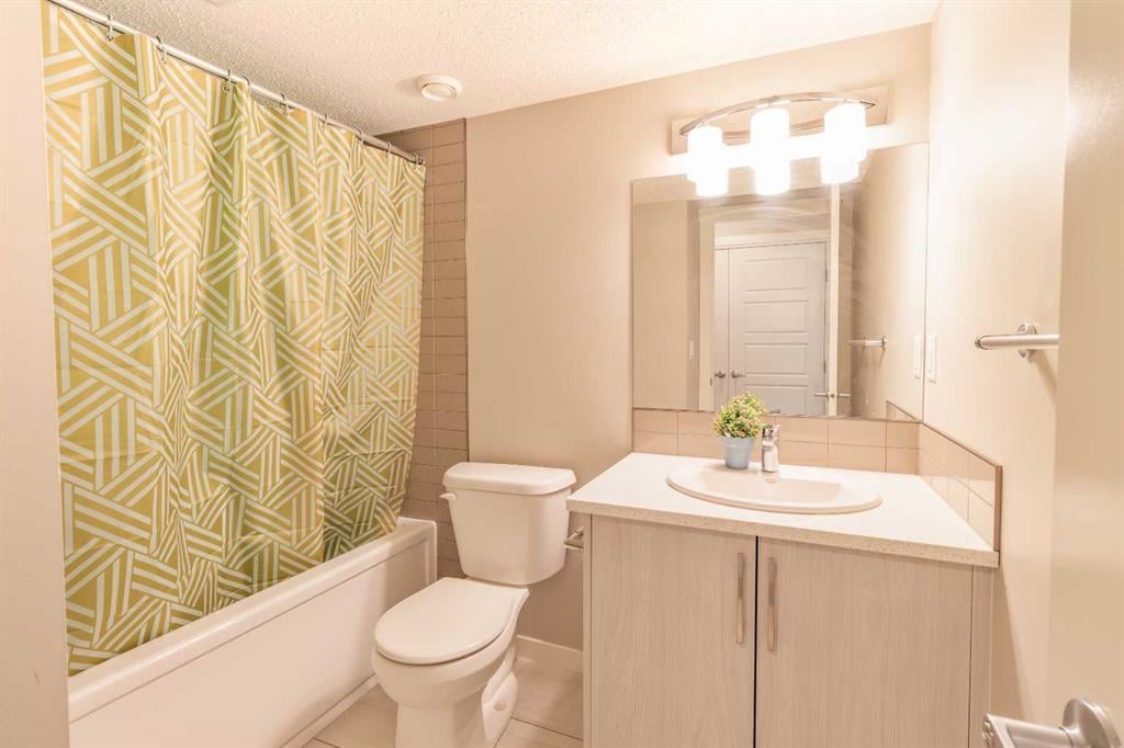 7451 Falconridge - Thumbnail 4