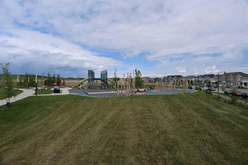 153 Yorkville - Thumbnail 2