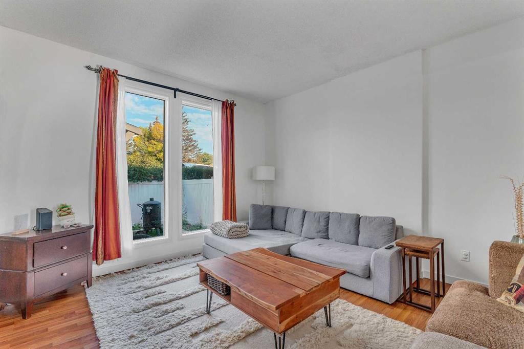 120 Silvercreek - Thumbnail 5