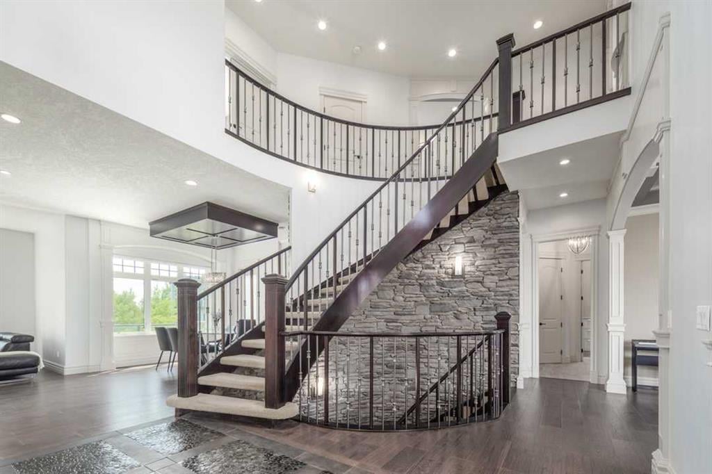55 Aspen Ridge - Thumbnail 6