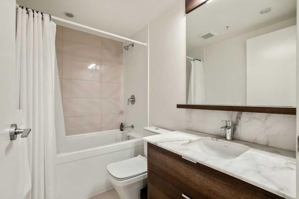 108 Waterfront - Thumbnail 3
