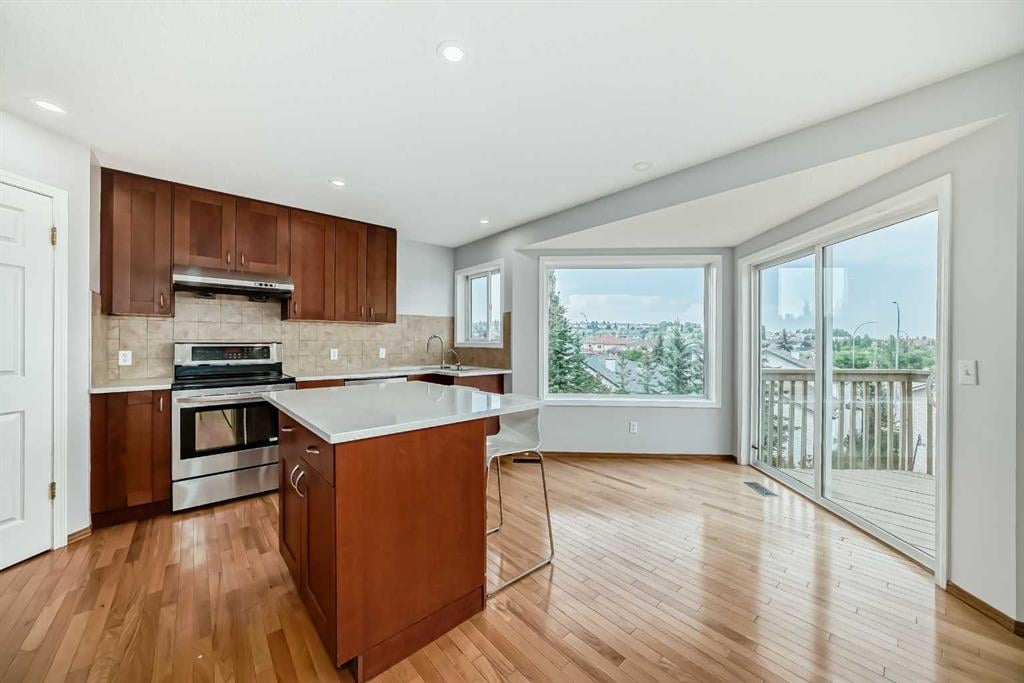 307 Edgebrook - Thumbnail 7