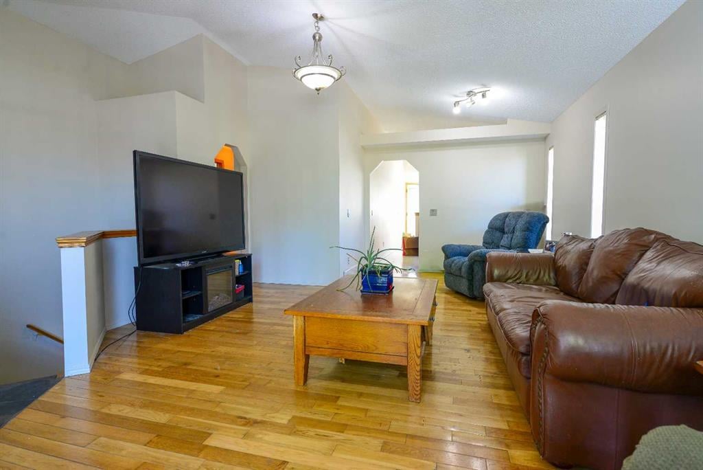 152 Valley Meadow - Thumbnail 6