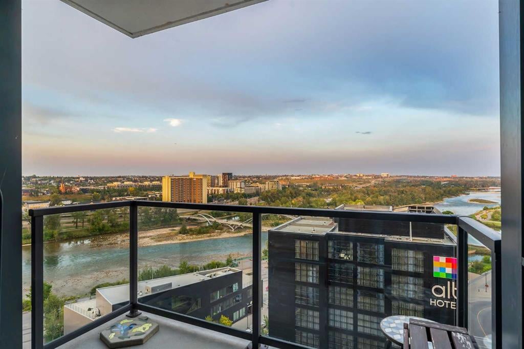 550 Riverfront - Thumbnail 8