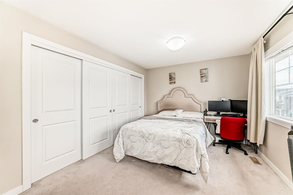 516 Sage Hill - Thumbnail 2
