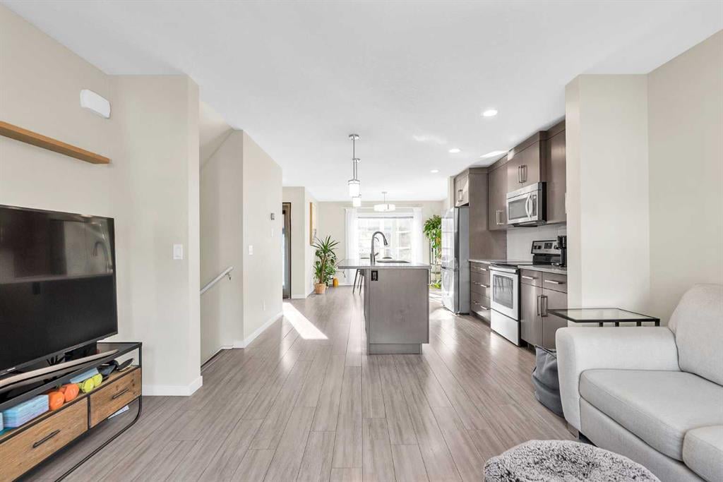 506 Evansridge - Thumbnail 3