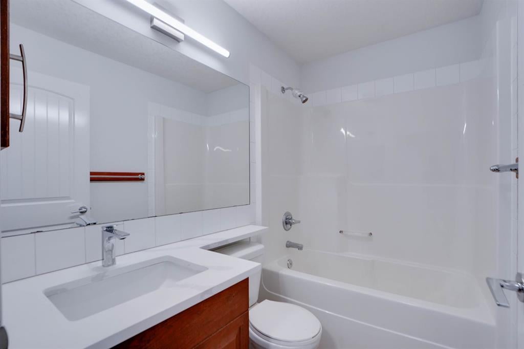 382 Brightonstone - Thumbnail 5