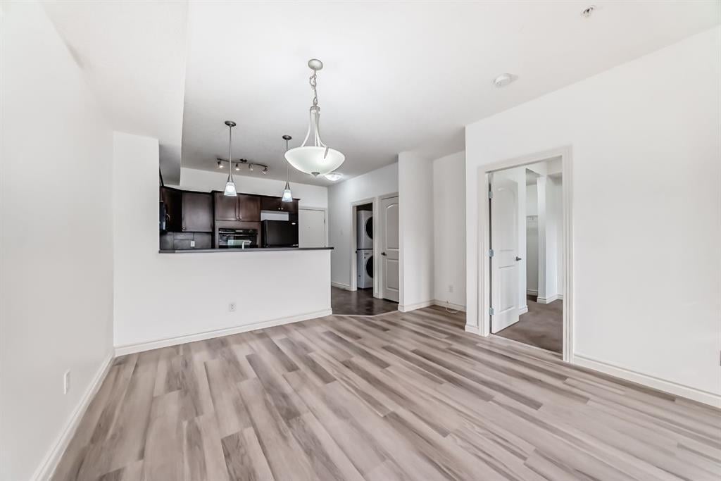 60 Royal Oak - Thumbnail 4