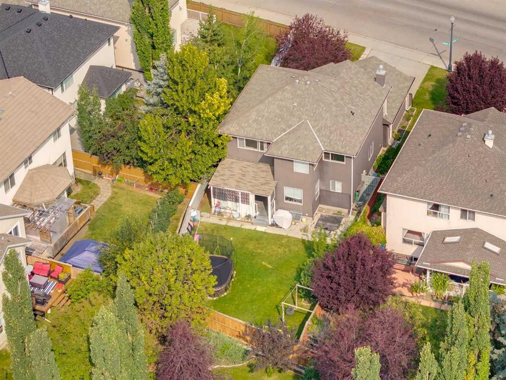 1374 Strathcona - Thumbnail 7