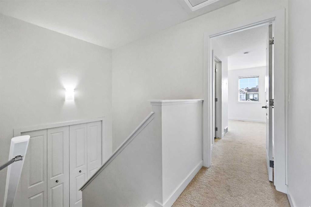 229 Sage Hill - Thumbnail 5